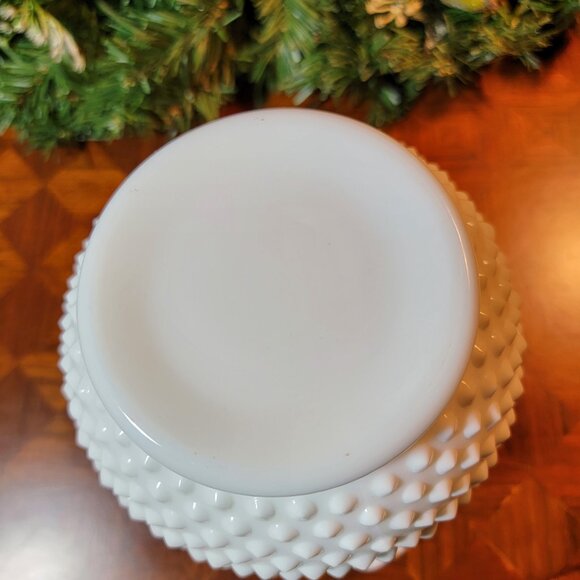 Vintage White Hobnail Milk Glass Vase with Ruffled Edge - Picture 3 of 3